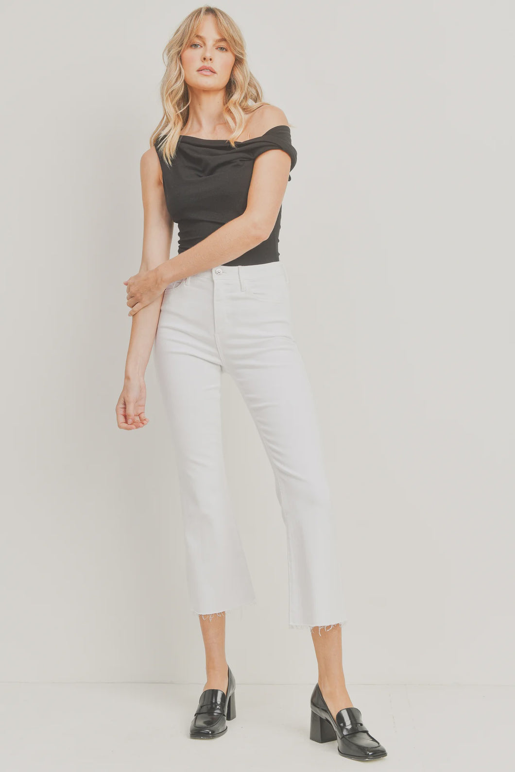 The Cropped Demi Flare White